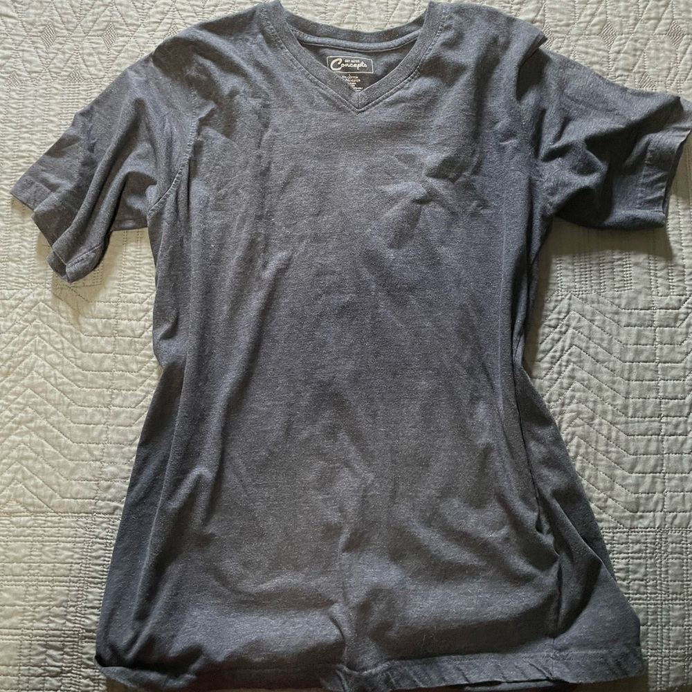 🐊Blue/Grey Tee Shirt
